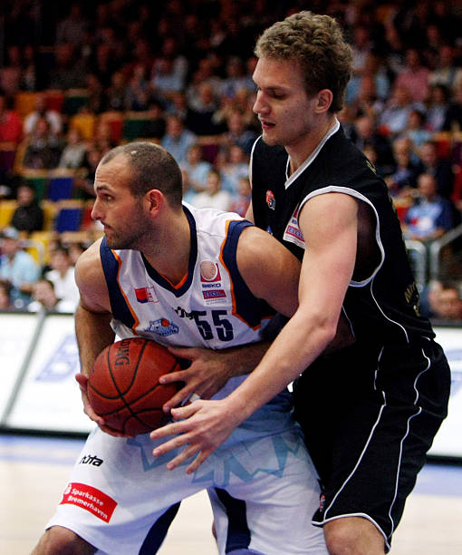 令人信服的 令人信服的