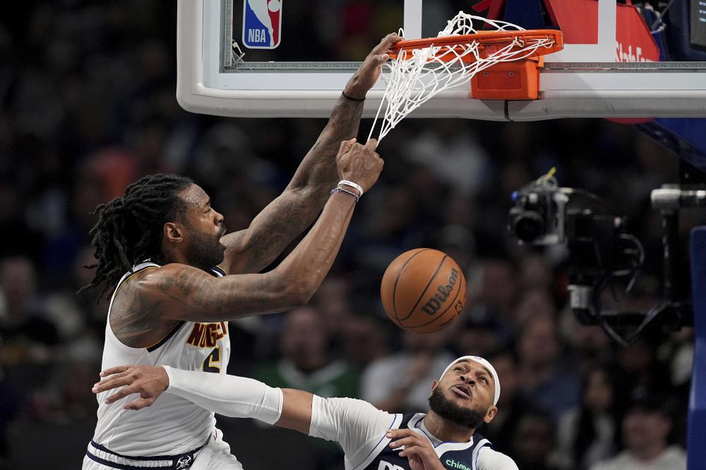 同时依靠球 同时依靠球