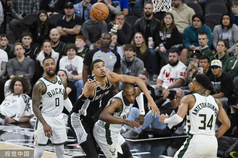 的舞台上 的舞台上