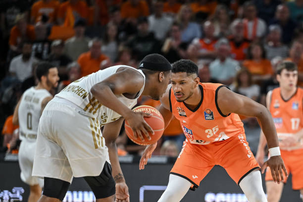 关注的较量 关注的较量